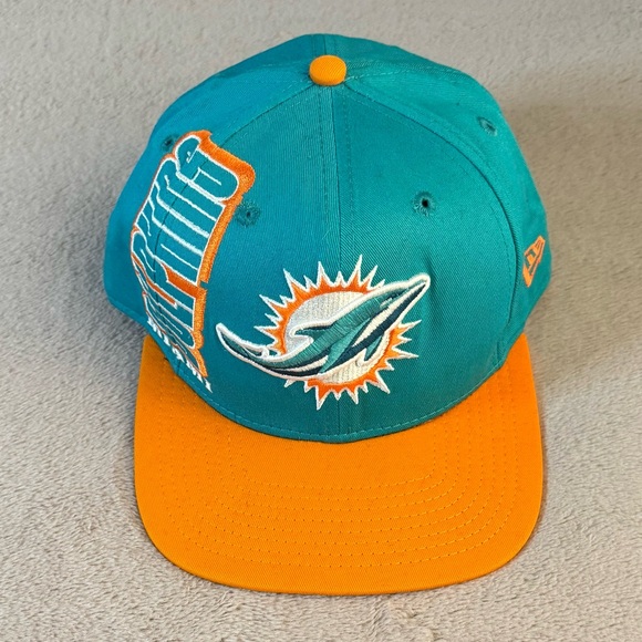 (NEW) NEW ERA Vintage Miami Dolphins NFL Hat - Picture 1 of 5